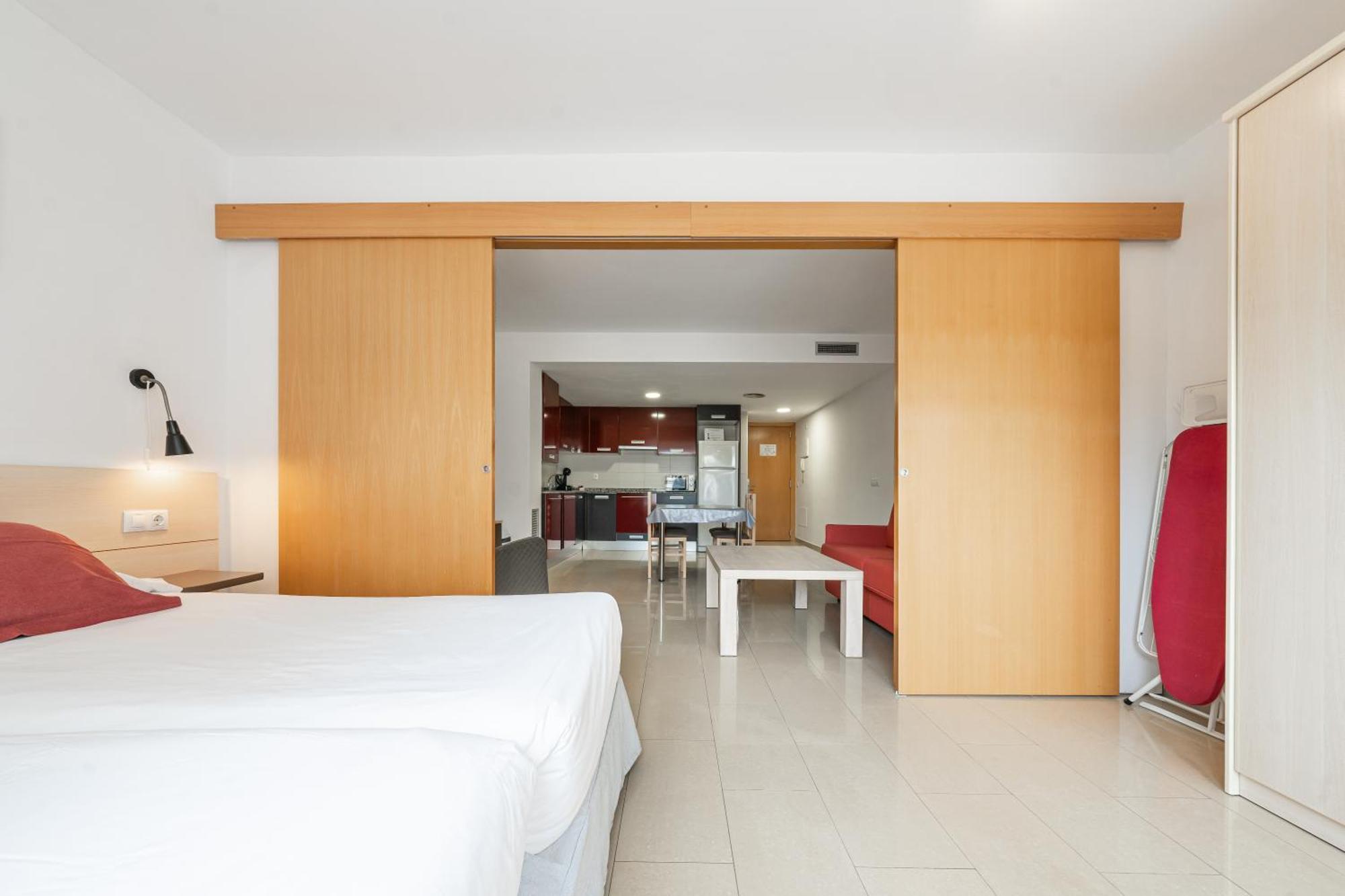 One-Bedroom Apartment,1765181567:JPEG